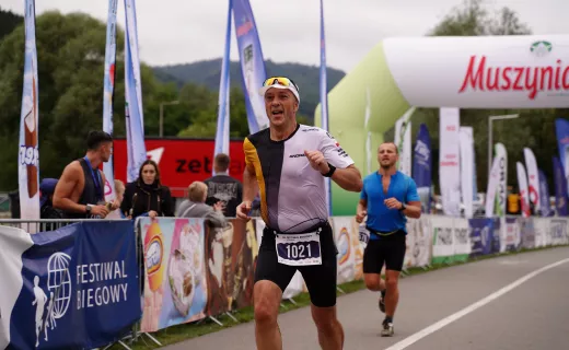 Nie pozostawili złudzeń! W tym roku Bieg Górski na 11 km należał do nich [WIDEO] - 105